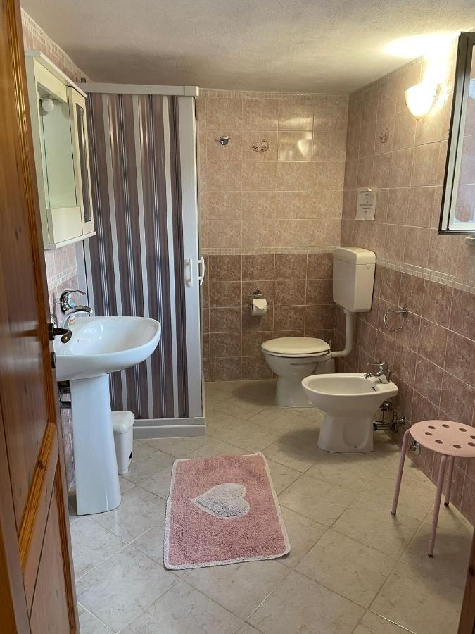 ליפארי Appartamento Rosa מראה חיצוני תמונה