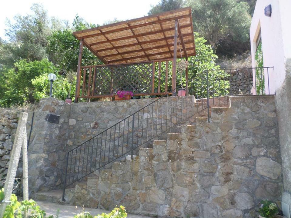 ליפארי Appartamento Rosa מראה חיצוני תמונה